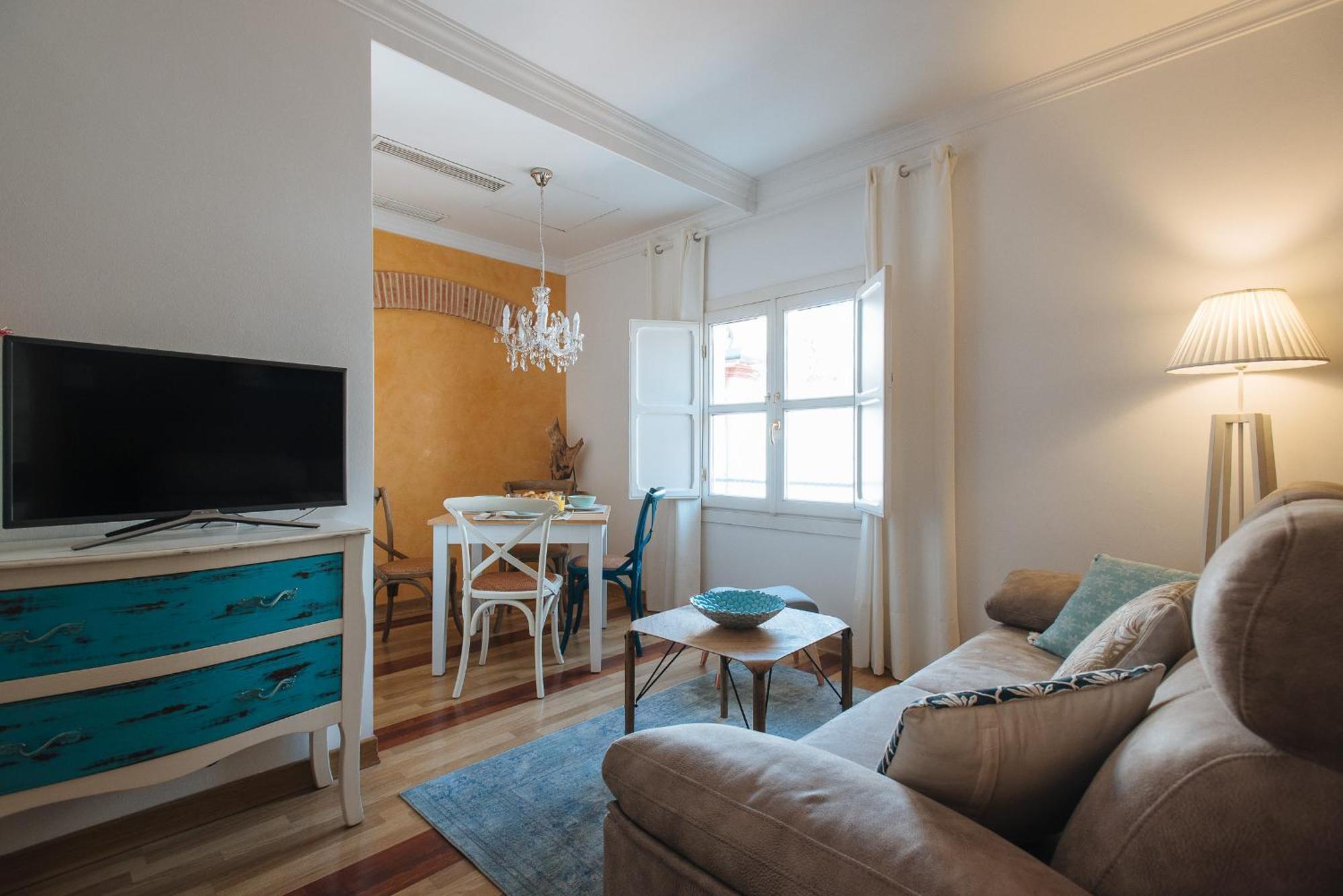Апартаменты Hostly Orfila 3A-3B Exclusive Penthouse-Center-Fibre-Parking Optional Севилья Экстерьер фото