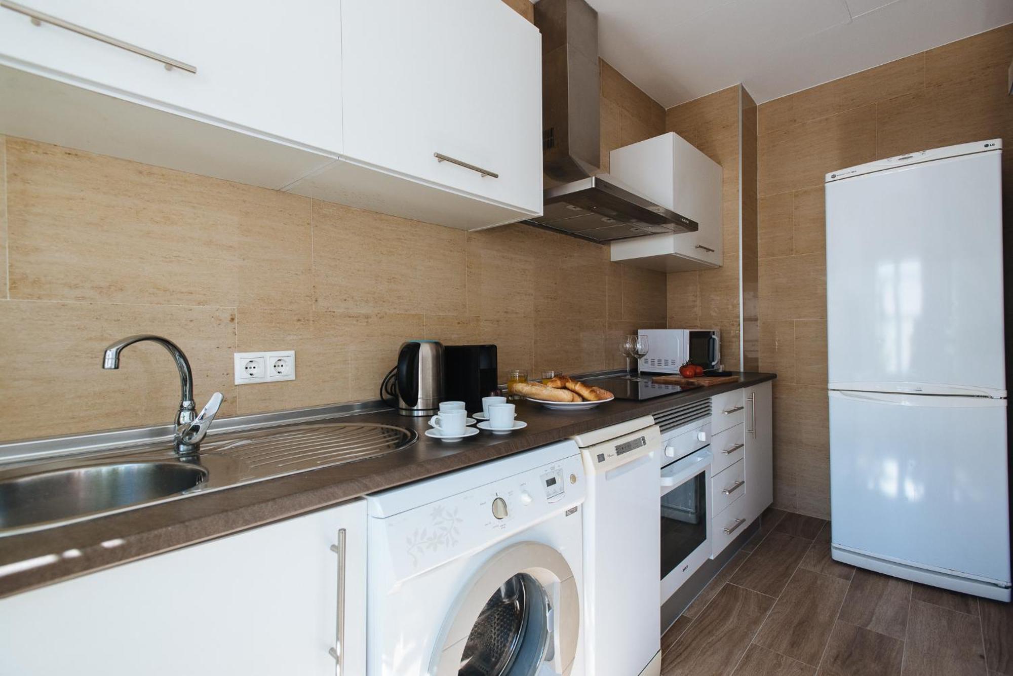 Апартаменты Hostly Orfila 3A-3B Exclusive Penthouse-Center-Fibre-Parking Optional Севилья Экстерьер фото